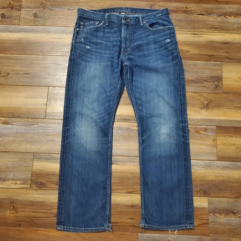 Banana Republic Vintage Straight Jeans Mens 34x30 Blue Denim Cotton Distressed